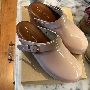 Anthropologie Blush Pink Clog
